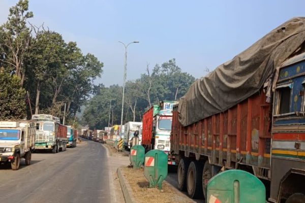 रायपुर जबलपुर नेशनल हाईवे 30 में जाम, चिल्फी घाटी में 20 किलोमीटर तक गाड़ियों की कतार