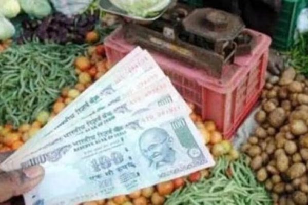 Retail Inflation: घट गई महंगाई, RBI के लिए राहत की खबर… जानिए क्या-क्या चीजें हुईं सस्ती