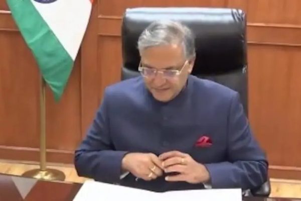 ज्ञानेश कुमार ने संभाला मुख्य चुनाव आयुक्त का पदभार, जानिए कौन हैं नए CEC