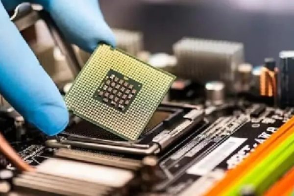 2025 में बनकर तैयार हो जाएगा पहला मेड इन इंडिया सेमीकंडक्टर चिप, अश्विनी वैष्णव ने दिया बड़ा अपडेट