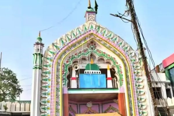 बहराइच में गजनवी के भांजे सालार मसूद गाजी की दरगाह पर लगने वाले ‘जेठ मेले’ पर छाए अंधेरे के बादल, लग सकती है रोक, जानिए अपडेट