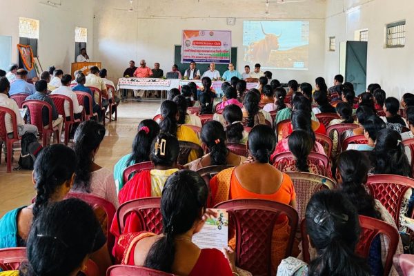 जशपुर: कलेक्टर के मार्गदर्शन और विज्ञान भारती के सदस्यों के सहयोग से कुनकुरी में विभा साइंस क्लब के लिए विज्ञान शिक्षकों का प्रशिक्षण प्रारंभ