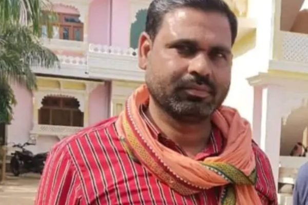 सुल्तानपुर में दर्दनाक हादसा: कार की टक्कर से बाइक सवार की मौके पर मौत, परिवार में मचा कोहराम