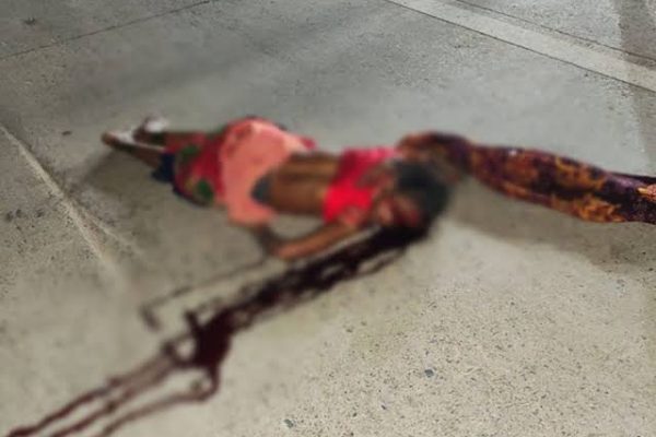 अज्ञात वाहन ने महिला को मारी टक्कर, मौत:अंबिकापुर में उछलकर सड़क पर गिरी, सिर फटा; ढाबा से खाना लेकर लौट रही थी