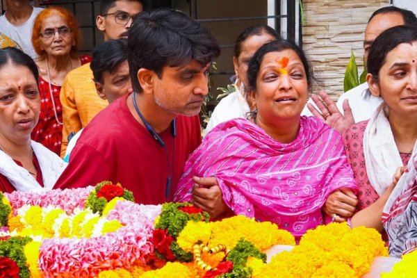 बिंदी हटाई फिर भी पति को मार डाला — पहलगाम हमले की पीड़िता की दर्दनाक आपबीती