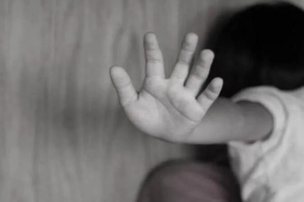 मुंबई: स्कूल बस ड्राइवर ने 4 वर्षीय छात्र के प्राइवेट पार्ट में डाली पेन, हो गया गिरफ्तार
