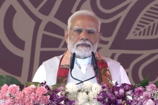 काशी मेरी और मैं काशी का… पीएम मोदी ने बनारस को दी 3880 करोड़ की सौगात