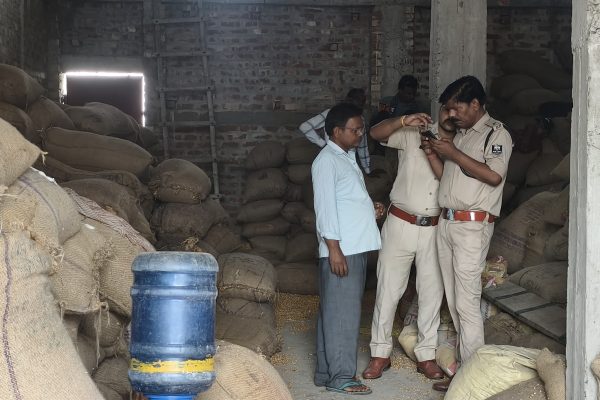 सुपौल में चोरों ने सीएसपी और गोदाम को बनाया निशाना, उठा ले गए सामान