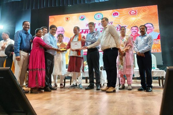 टीबी उन्मूलन के क्षेत्र में उत्कृष्ट कार्य करने के लिए जशपुर जिला को मिला सम्मान, 271 से अधिक ग्राम पंचायतों को किया जा चुका है टीबी मुक्त
