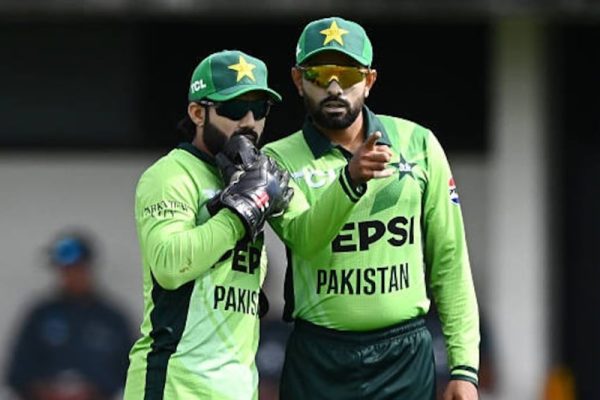पाकिस्तान पर भारत की डिजिटल स्ट्राइक जारी… इन PAK क्रिकेटर्स के भी इंस्टाग्राम अकाउंट ब्लॉक