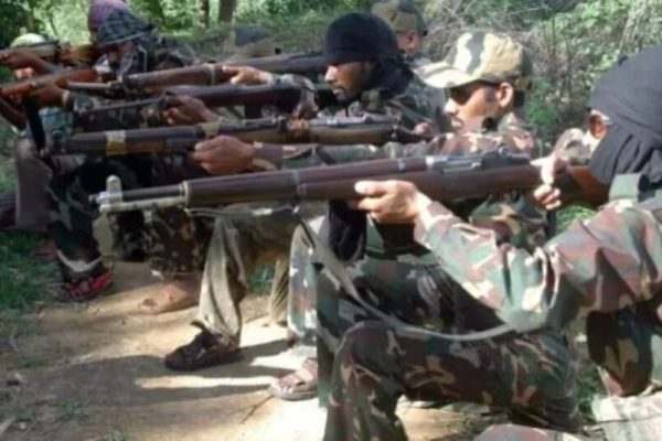 विस्फोटक से भरे ट्रक लूट ले गए नक्सली, ओडिशा के राउरकेला में बड़ी वारदात