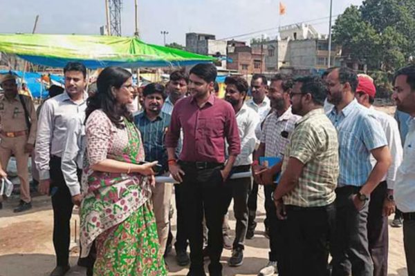 लखीमपुर में नोडल अधिकारी का औचक निरीक्षण! गोशाला से मेडिकल कॉलेज तक कसा शिकंजा
