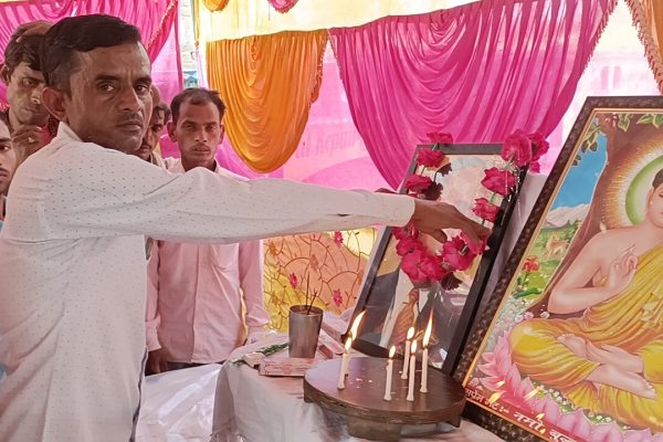 हरदोई में बुद्ध पूर्णिमा की धूम, धूमधाम मनाई जा रही है दया और करुणा के प्रतीक भगवान बुद्ध की जयंती