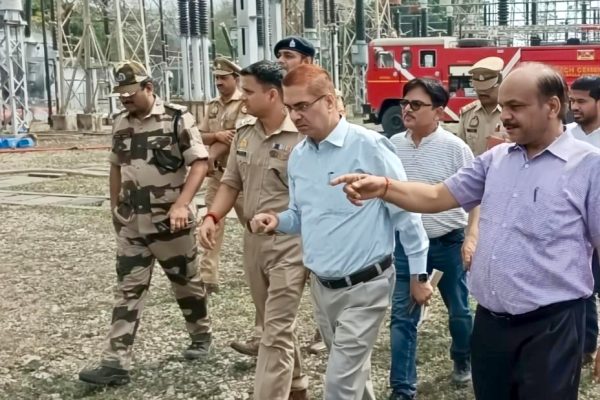 सोनभद्र: ओबरा पावर प्लांट में लगी आग, 50 करोड़ का नुकसान, 200 मेगावाट क्षमता वाली दो इकाइयां प्रभावित