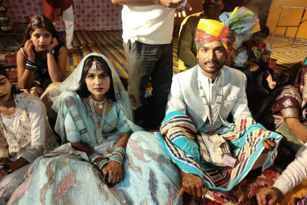 शादी का जश्न छोड़ देश सेवा के बुलावे पर गया दुल्हा ,मां बोली देश और बेटा दोनों सुरक्षित और कामयाब हो