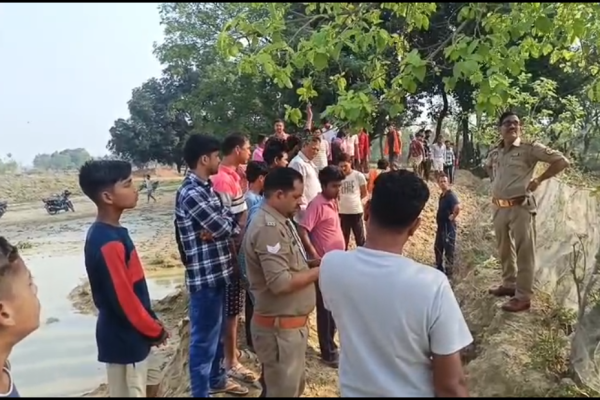 सुनसान जगह, पेड़ पर लटका शव… बहराइच में रहस्यमयी मौत से फैली सनसनी