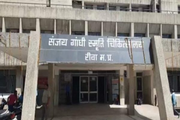 संजय गांधी अस्प्ताल फिर सुर्खियों में ,डाक्टरो पर मारपीट का आरोप