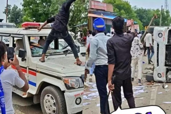 प्रयागराज बवाल मामले में पुलिस का एक्शन… 50 गिरफ्तार, 40 से ज्यादा बाइकें सीज, तोड़फोड़-आगजनी करने वालों पर लगेगा NSA