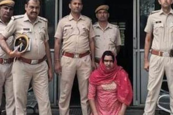 चुनरी ओढ़कर लुटेरा मांग रहा था भीख… स्कॉर्पियो लूट कर मांगी थी 10 लाख की रंगदारी, ऐसे हुआ अरेस्ट