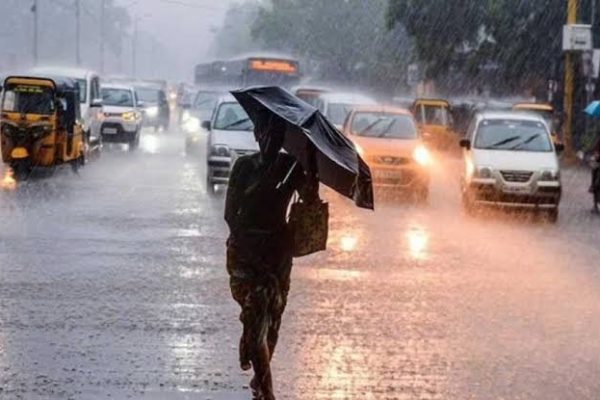 रायपुर-दुर्ग समेत 20 जिलों में अलर्ट, बिलासपुर-महासमुंद में बिजली गिरेगी; 50 किमी रफ्तार से हवा चलेगी