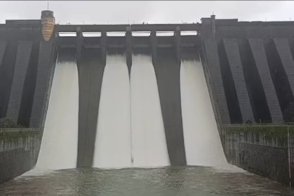 ‘चीन का मेगा डैम भारत के लिए वॉटर बम’, अरुणाचल के सीएम पेमा खांडू की चेतावनी