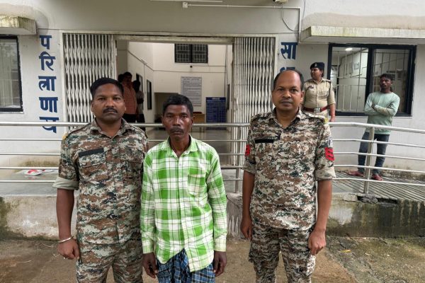 बलरामपुर में इंसानियत शर्मसार, दो बच्चियों से अश्लील हरकत करने वाला अधेड़ गिरफ्तार