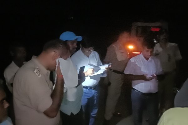 हरदोई में रोडवेज की रफ्तार बनी मौत का कारण, तीन भैंसों की दर्दनाक मौत, ग्रामीणों का हंगामा