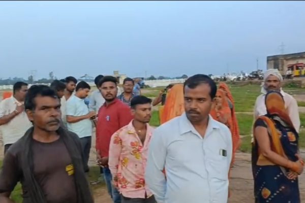 “प्रेम, पीड़ा और प्रताड़ना का अंत: देवर ने भरी भाभी की मांग, फिर बहुती प्रपात में लगा दी छलांग”