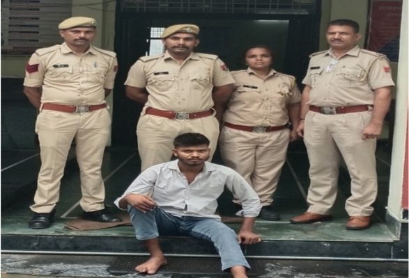 नाबालिग को बंधक बनाकर किया दुष्कर्म, फिर छिपता रहा आरोपी… आखिरकार पुलिस के जाल में फंसा