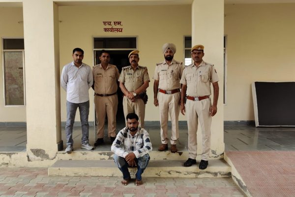 टिब्बी पुलिस की बड़ी कार्रवाई, 12 बोर की अवैध देसी पिस्तौल के साथ युवक को किया गिरफ्तार
