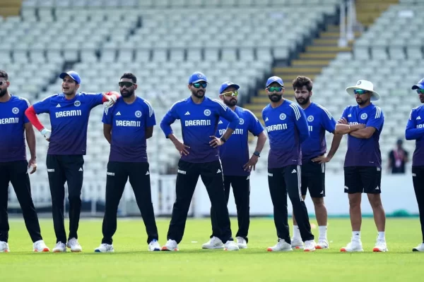 बर्मिंघम में टीम इंडिया को होटल में किया गया ‘बंद’, संदिग्ध पैकेट मिलने से मचा हड़कंप..