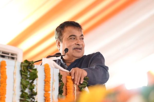झारखंड में विकास को मिली रफ्तार, नितिन गडकरी ने दी 2460 करोड़ की सड़क परियोजनाओं की सौगात