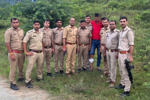 इटावा में पुलिस मुठभेड़: फायरिंग-पथराव का वांछित आरोपी गिरफ्तार