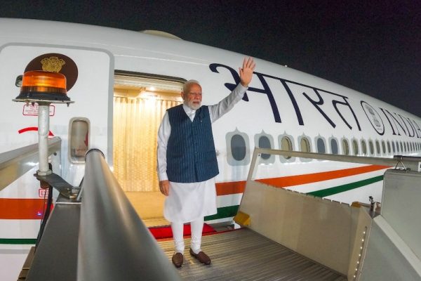 जापान-चीन के लिए रवाना हुए पीएम मोदी, कहा- जिनपिंग और पुतिन से मिलने को उत्सुक