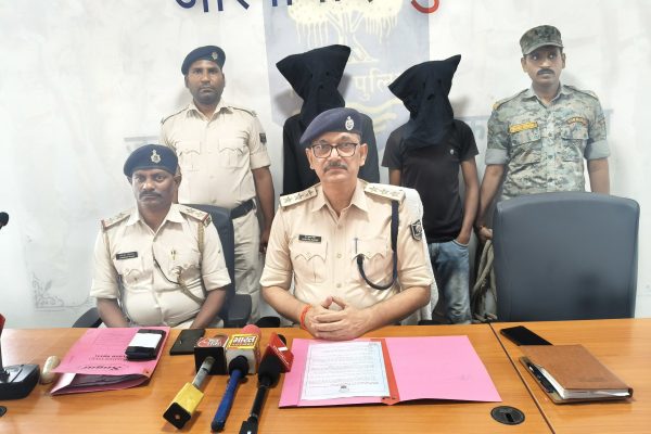ऑटो लूट की वारदात 39 दिन बाद सुलझी, पुलिस ने किया पर्दाफाश, एक आरोपी अब भी गायब