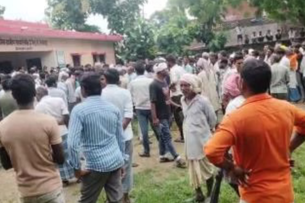 श्रावस्ती में यूरिया खाद के लिए मारामारी: तीन लोग हुए घायल, पुलिस ने मामले को करवाया शांत