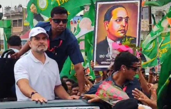 Bihar: भागलपुर में राहुल गांधी और तेजस्वी यादव का आगमन, मुकेश सहनी का पीएम मोदी पर सीधा हमला