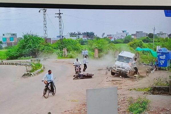 बारां: नशे में धुत बोलेरो चालक ने मचाया तांडव, 5 लोगों को मारी टक्कर…CCTV में कैद हुई घटना