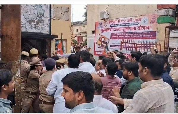 इटावा में राहुल गांधी की टिप्पणी पर बवाल, बीजेपी-कांग्रेस कार्यकर्ताओं में पथराव