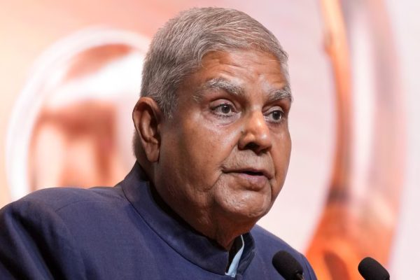 अभय चौटाला के फार्महाउस में शिफ्ट हुए जगदीप धनखड़, परिवार संग योग और टेबल टेनिस में बीता वक्त
